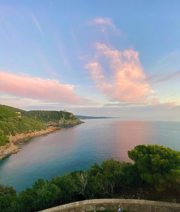 Il Romito Hotel Quercianella Bagian luar foto