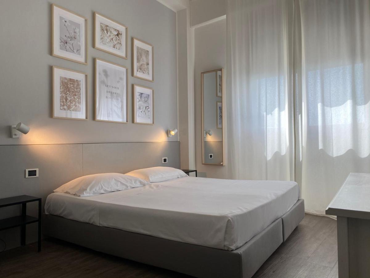 Il Romito Hotel Quercianella Bagian luar foto