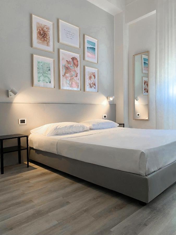 Il Romito Hotel Quercianella Bagian luar foto